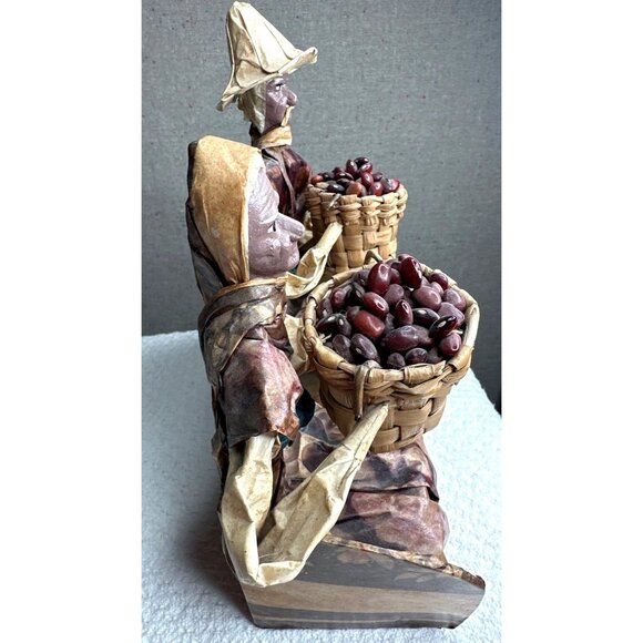 Village Workers Mexican Folk Art Figurines Baskets Of Harvest Beans Paper Mache - Picture 8 of 16